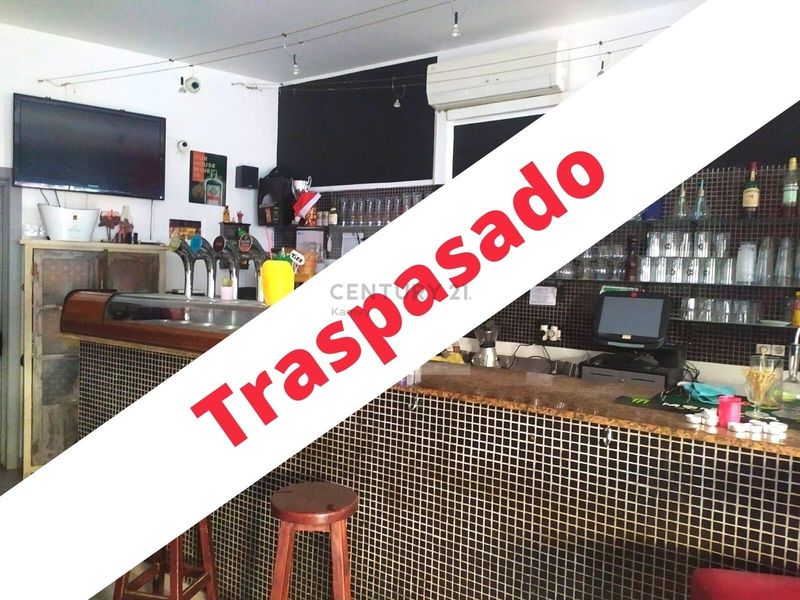 Bar en traspaso Barcelona. Ref: 1133. Kamvy