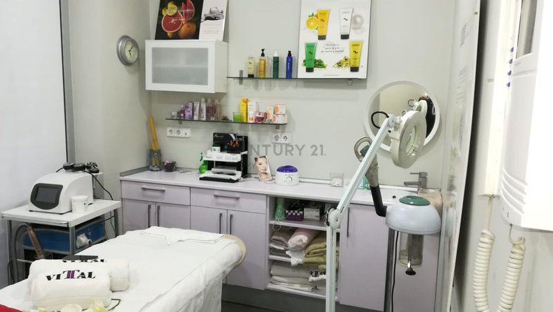 Comercial Premise for trade sale Santa Coloma de Gramenet, Barcelona. Ref: 1190. Kamvy