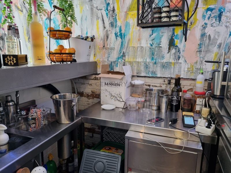 Restaurante en traspaso Barcelona. Ref: 1271. Kamvy