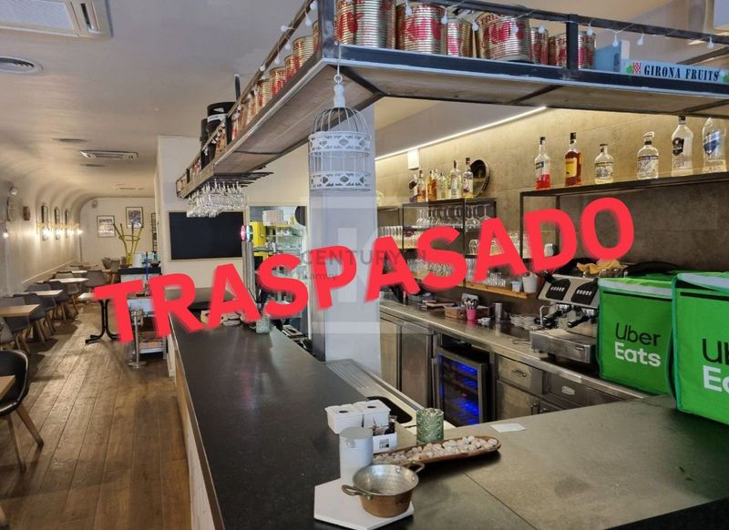 Restaurante en traspaso Barcelona. Ref: 1275. Kamvy