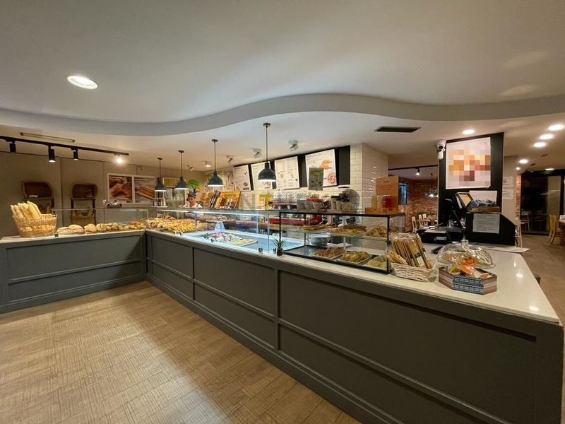 Cafeteria for trade sale Barcelona. Ref: 1433. Kamvy