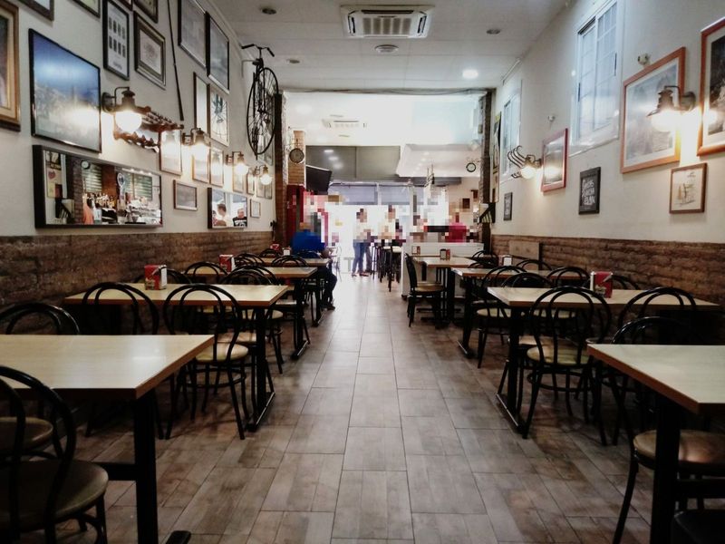Restaurant for trade sale Barcelona. Ref: 1437. Kamvy