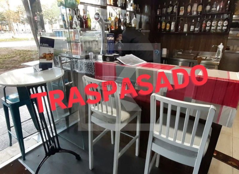 Restaurante en traspaso Barcelona. Ref: 1484. Kamvy