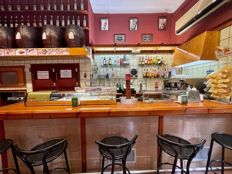 Bar en traspaso Barcelona. Ref: 1564. Kamvy