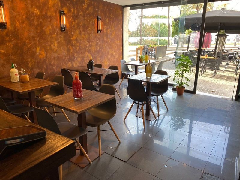Restaurante en traspaso Barcelona. Ref: 1608. Kamvy