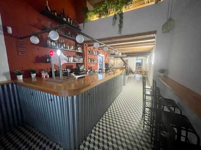 Restaurante en traspaso Barcelona. Ref: 1663. Kamvy