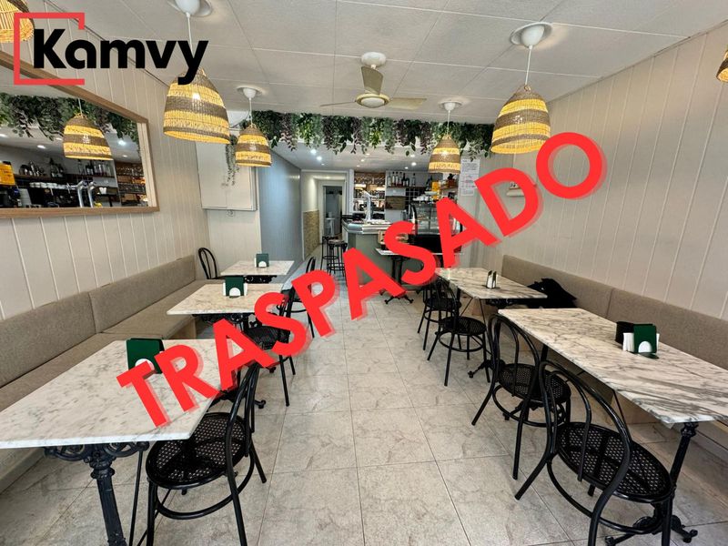 Cafetería en traspaso Barcelona. Ref: 1733. Kamvy