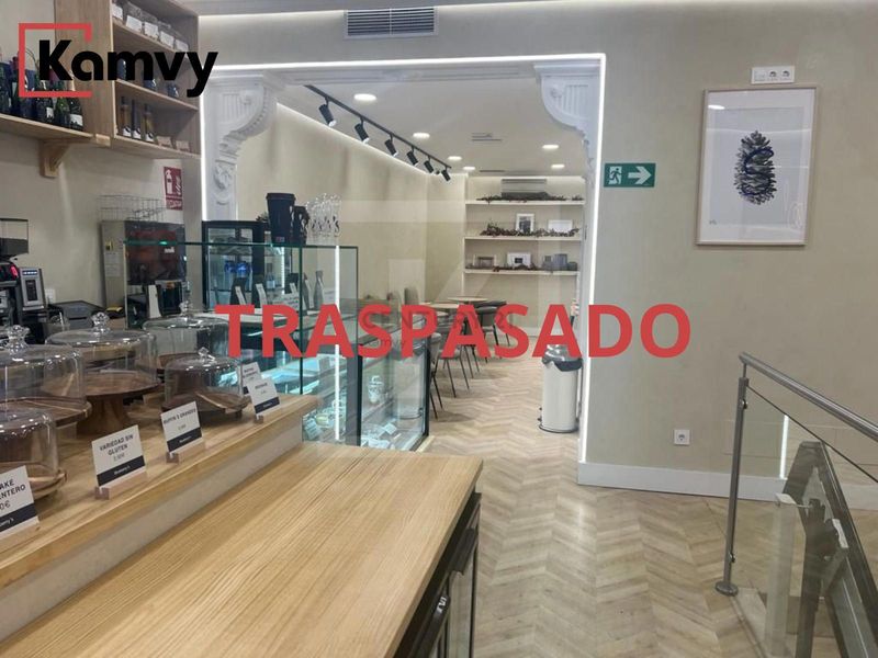Cafeteria for trade sale Madrid. Ref: 1752. Kamvy