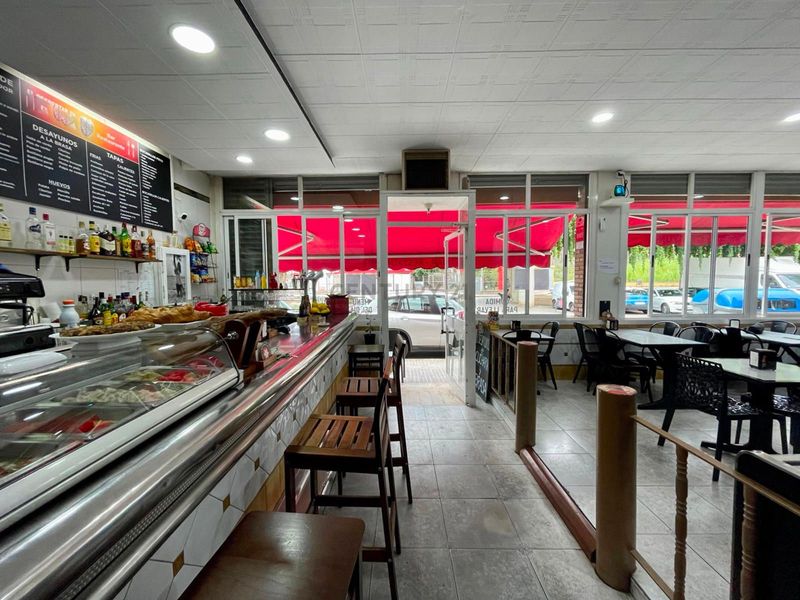 Bar en traspaso Gavà, Barcelona. Ref: 1831. Kamvy