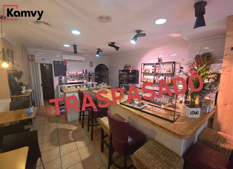 Bar en traspaso Cornellà de Llobregat, Barcelona. Ref: 1904. Kamvy