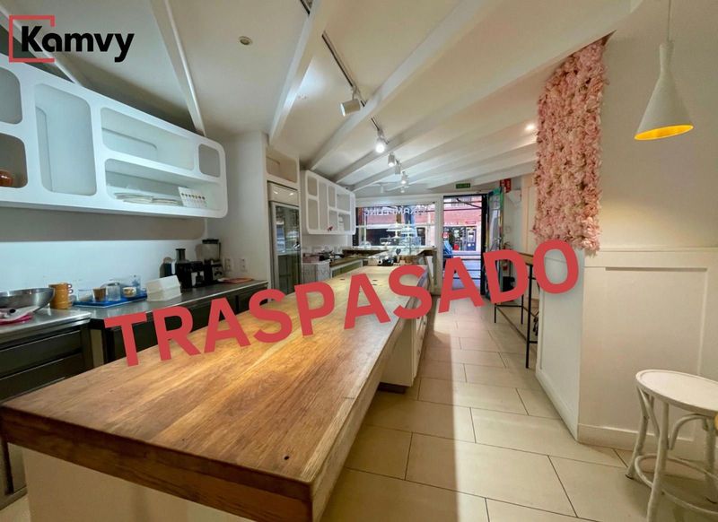 Cafeteria for trade sale Barcelona. Ref: 1938. Kamvy