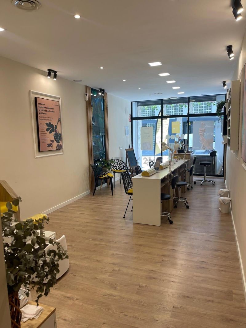 Comercial Premise for trade sale Barcelona. Ref: 1961. Kamvy