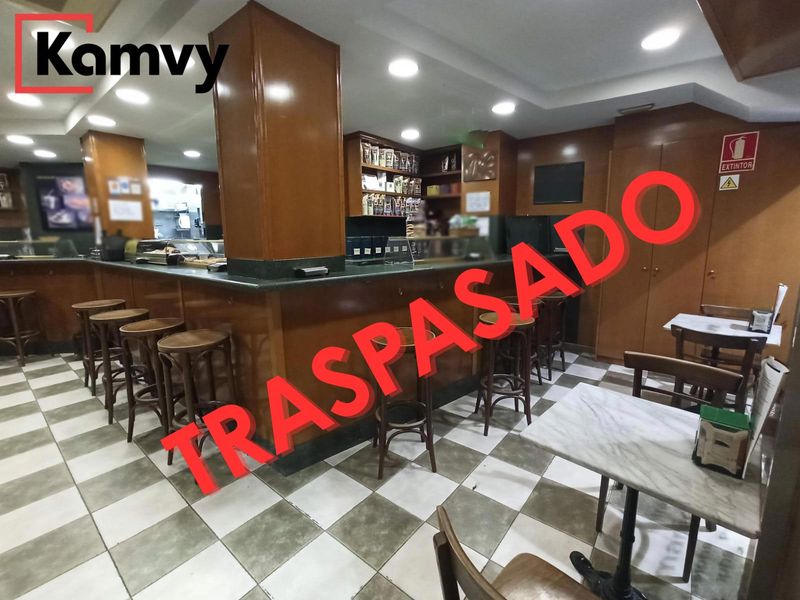 Cafetería en traspaso Barcelona. Ref: 1975. Kamvy