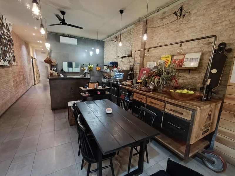 Pub for trade sale Barcelona. Ref: 1989. Kamvy