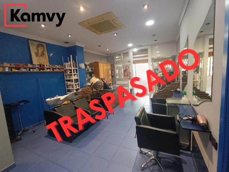 Tienda en traspaso Barcelona. Ref: 2064. Kamvy
