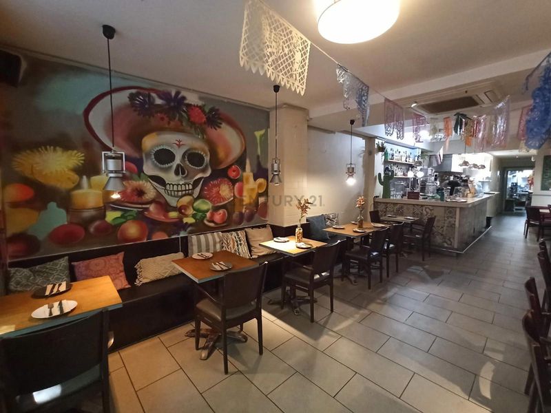 Restaurante en traspaso Barcelona. Ref: 2127. Kamvy