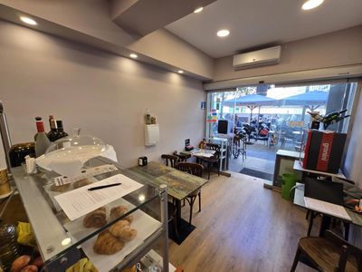 Cafetería en traspaso Barcelona. Ref: 2131. Kamvy