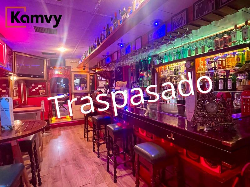 Bar en traspàs Barcelona. Ref: 2146. Kamvy