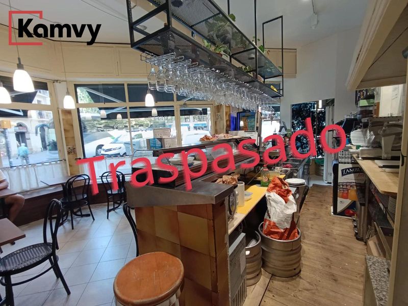 Bar en traspàs Barcelona. Ref: 2156. Kamvy