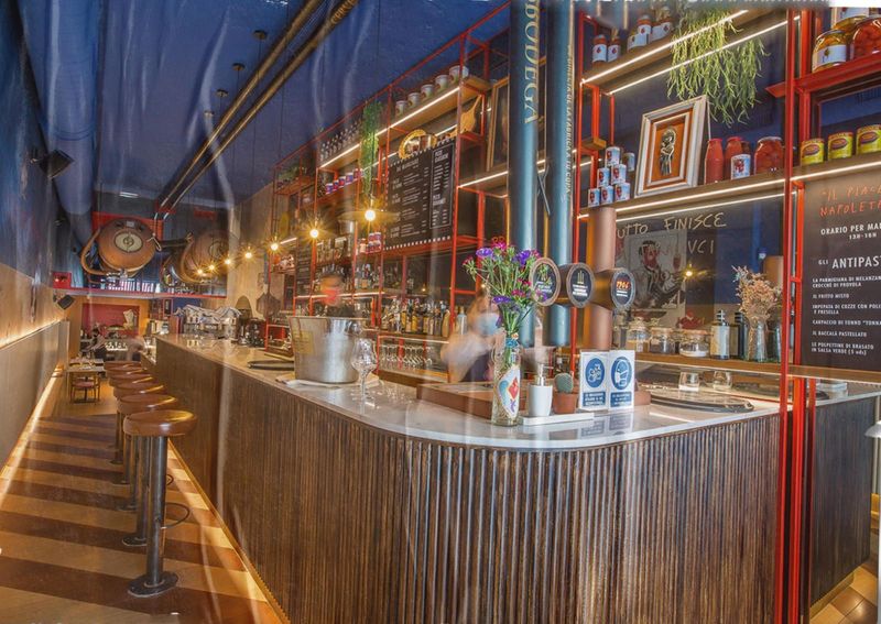 Restaurante en traspaso Barcelona. Ref: 2162. Kamvy