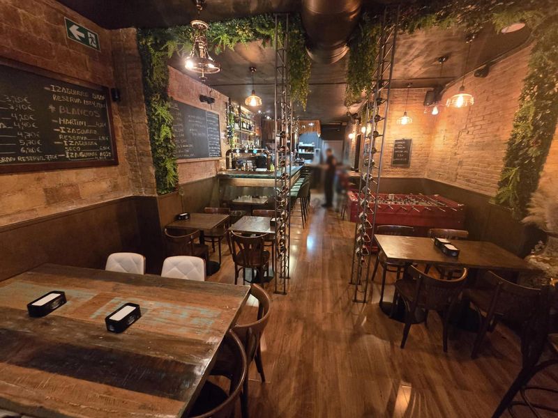 Restaurante en traspaso Barcelona. Ref: 2180. Kamvy