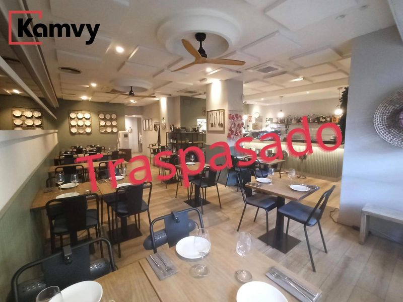 Restaurante en traspaso Barcelona. Ref: 2212. Kamvy
