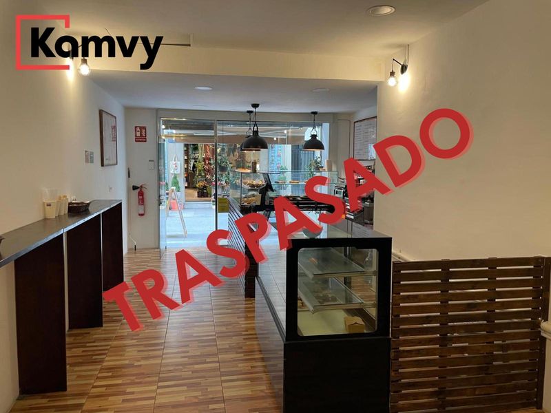 Shop for trade sale Barcelona. Ref: 2226. Kamvy