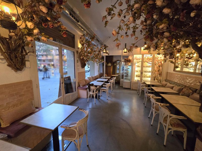 Restaurant en traspàs Barcelona. Ref: 2228. Kamvy