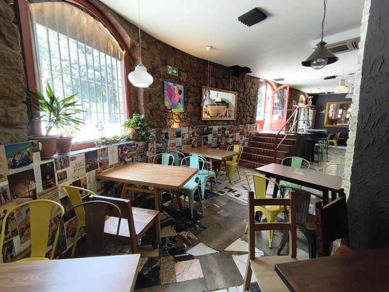 Restaurante en traspaso Barcelona. Ref: 2234. Kamvy