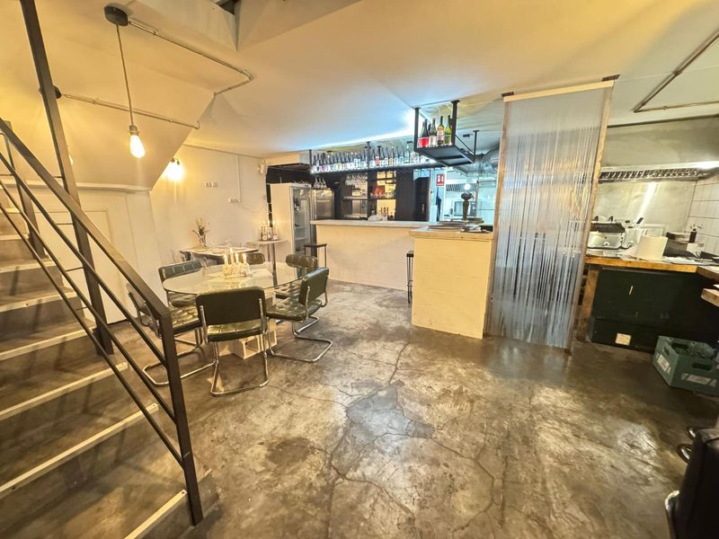 Restaurant for trade sale Barcelona. Ref: 2257. Kamvy