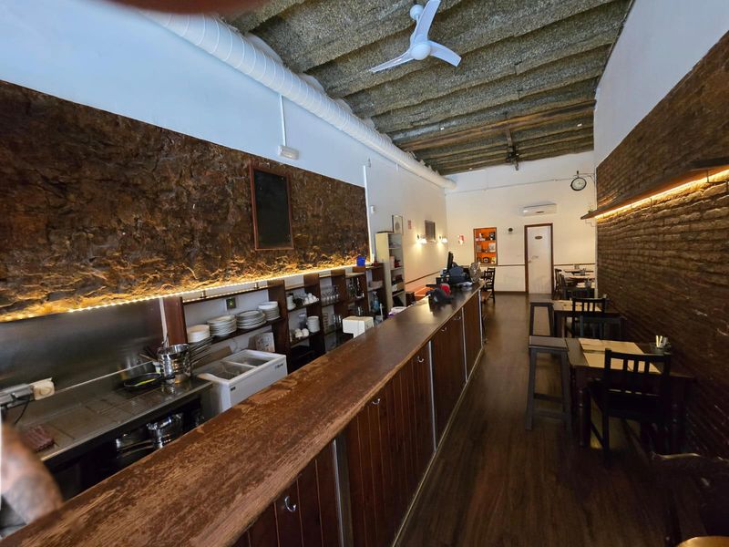 Restaurant for trade sale Barcelona. Ref: 2264. Kamvy