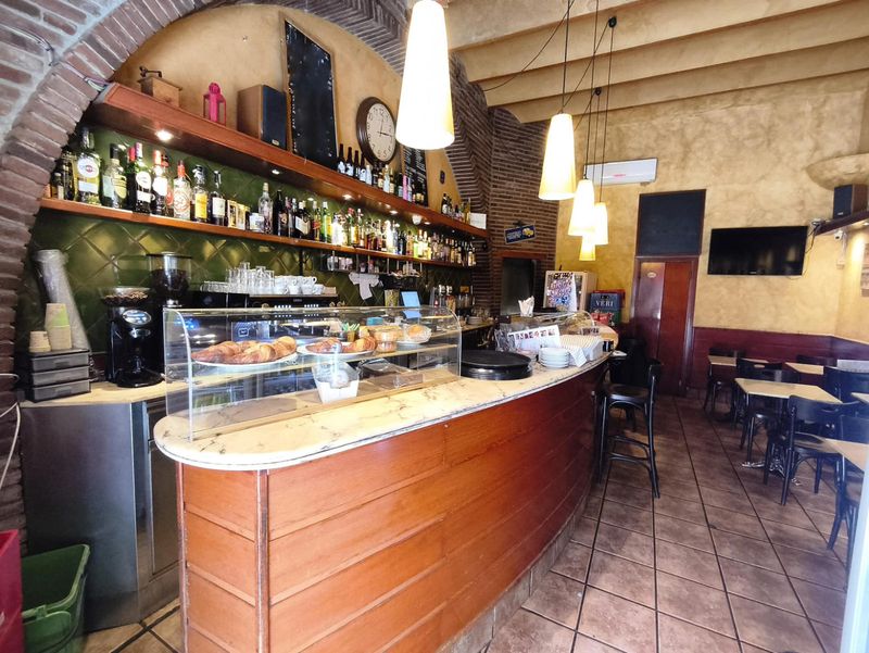 Pub for trade sale L