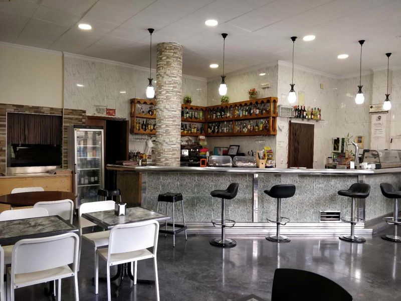 Restaurant for trade sale Barcelona. Ref: 2307. Kamvy