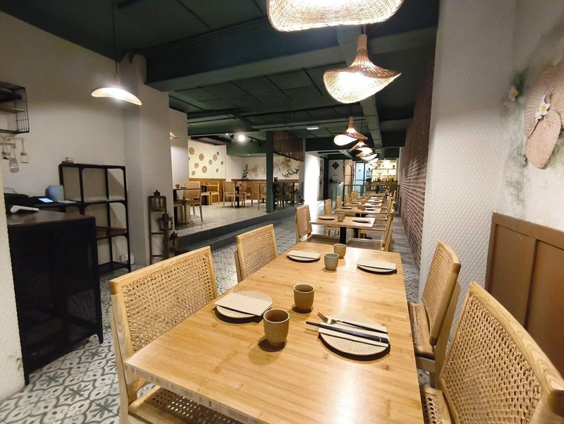 Restaurant for trade sale Barcelona. Ref: 2332. Kamvy