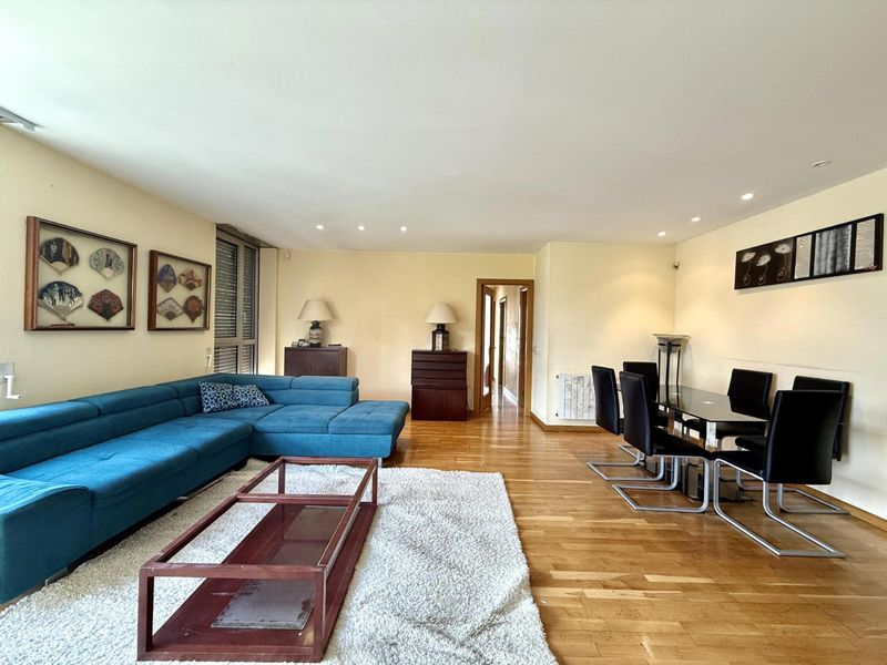 Flat for sale Barcelona. Ref: 2372. Kamvy