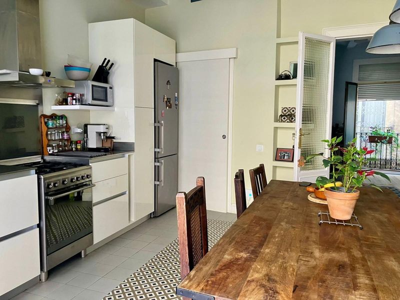 Flat for sale Barcelona. Ref: 2384. Kamvy