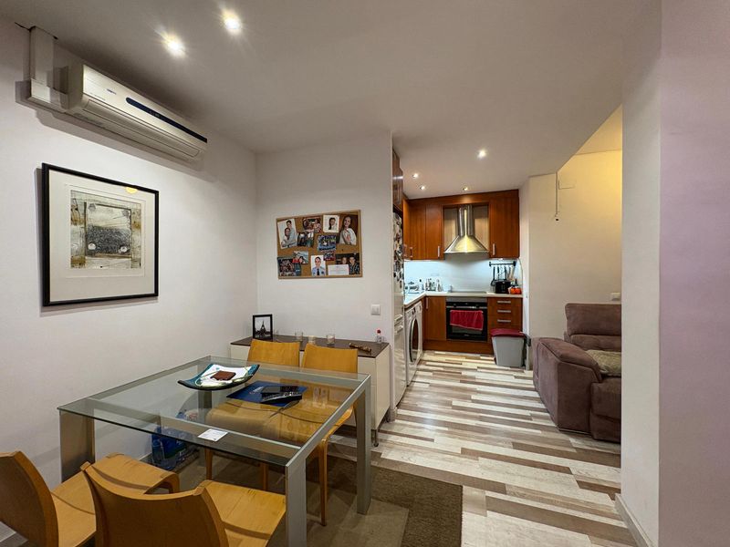 Flat for sale Barcelona. Ref: 2394. Kamvy