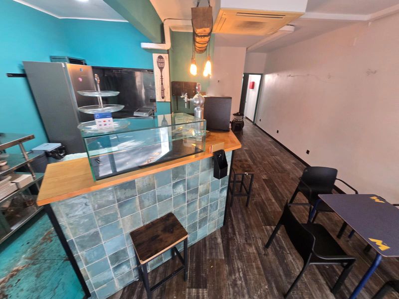 Bar en traspaso Barcelona. Ref: 2398. Kamvy
