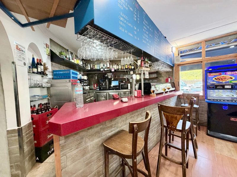 Bar en traspaso El Prat de Llobregat, Barcelona. Ref: 2428. Kamvy