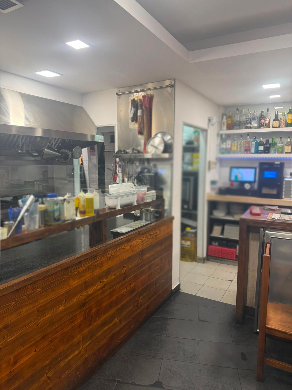 Interesting restaurant available for lease transfer in Granollers, Barcelona. - Foto 19