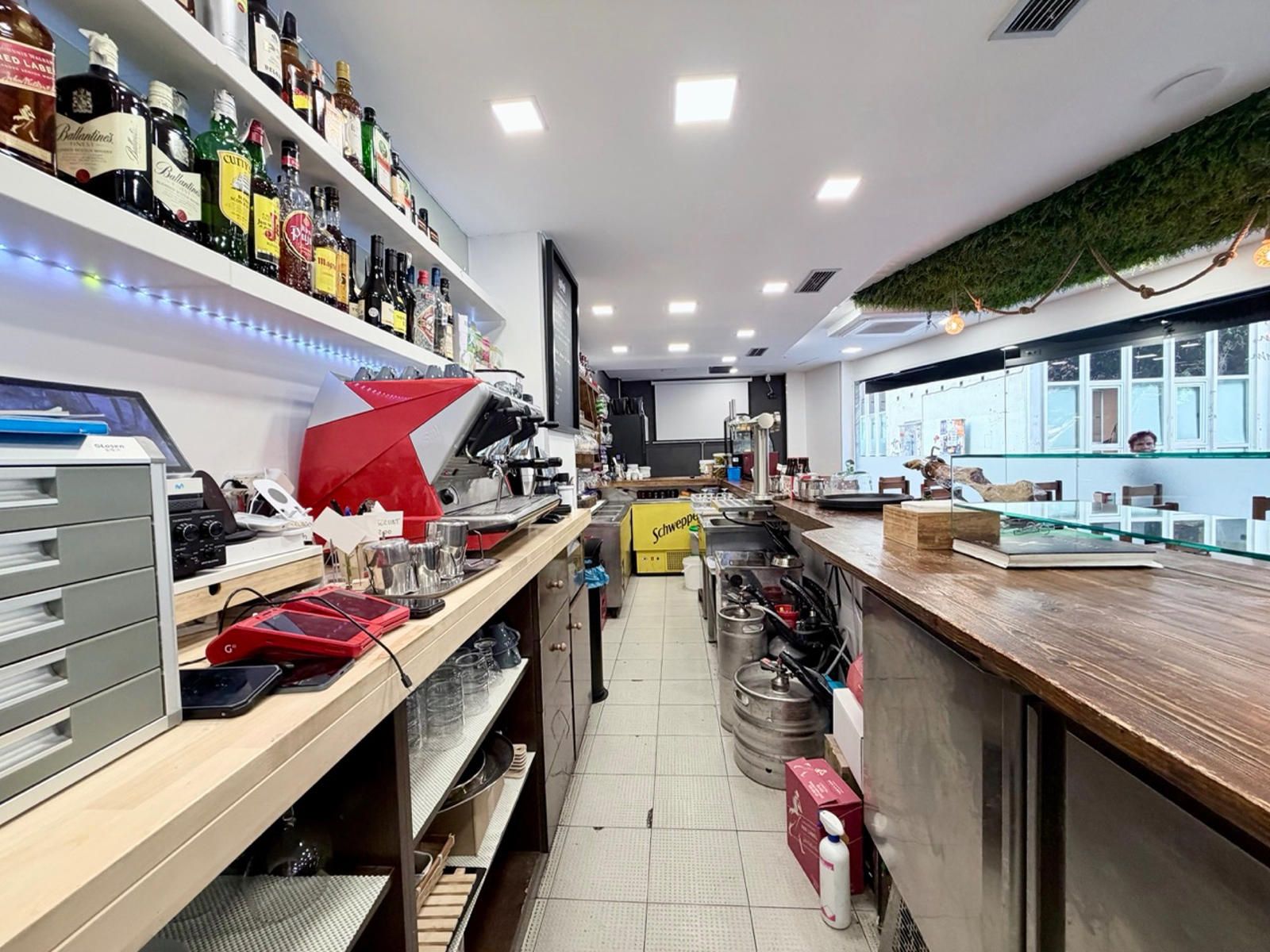 Interesting restaurant available for lease transfer in Granollers, Barcelona. - Foto 10