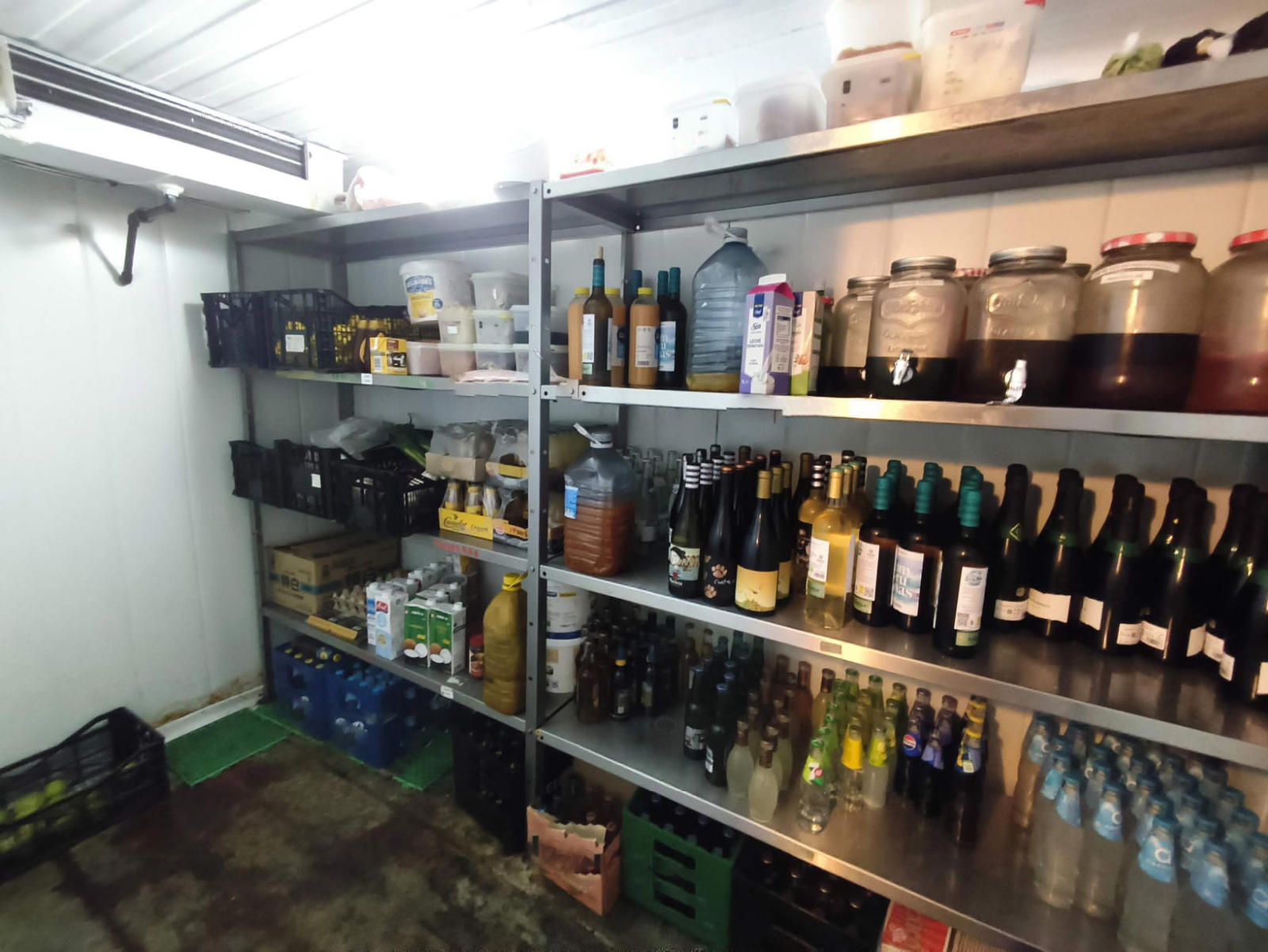 Interesting restaurant available for lease transfer in Ciutat Vella, Barcelona. - Foto 19