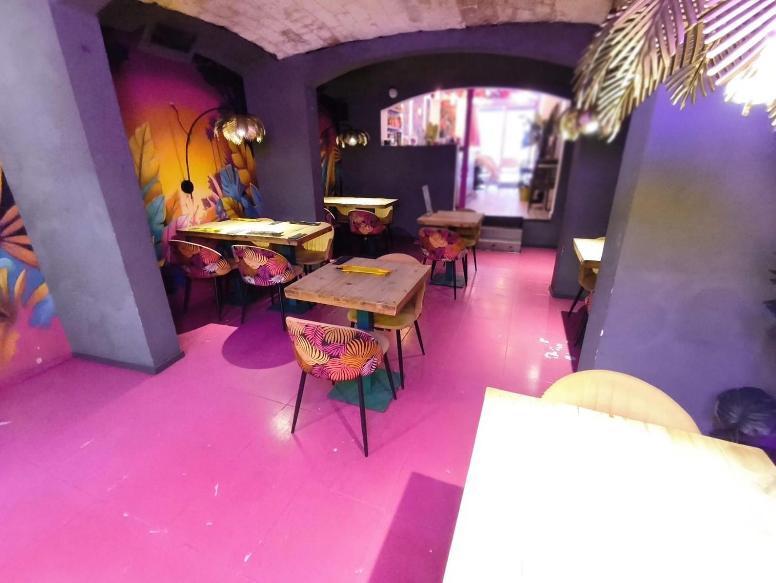 Interesting restaurant available for lease transfer in Ciutat Vella, Barcelona. - Foto 5