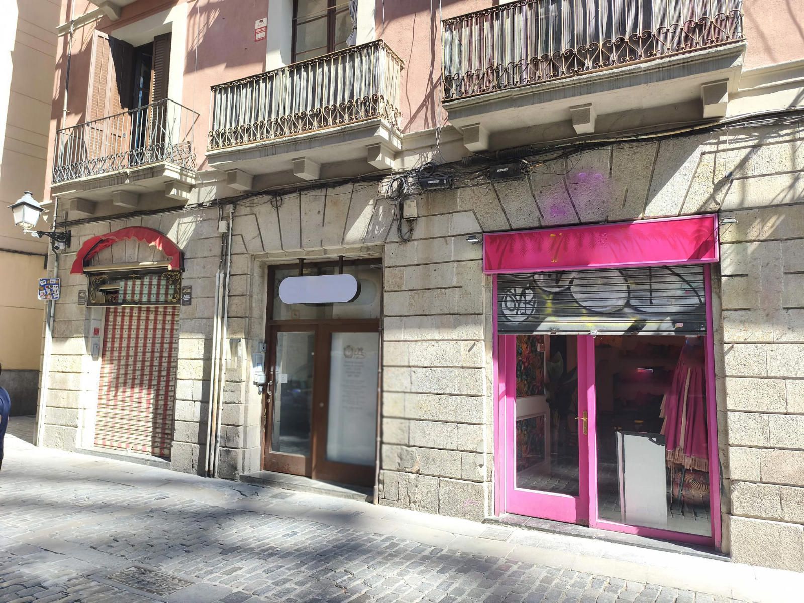 Interesting restaurant available for lease transfer in Ciutat Vella, Barcelona. - Foto 11