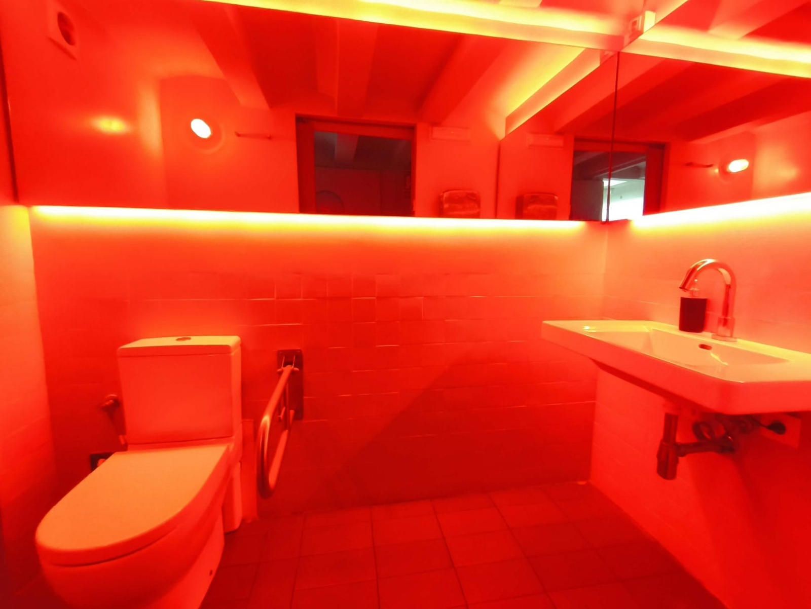 Bar-Restaurant for Lease with Large Terrace in Gràcia, Barcelona - Foto 17