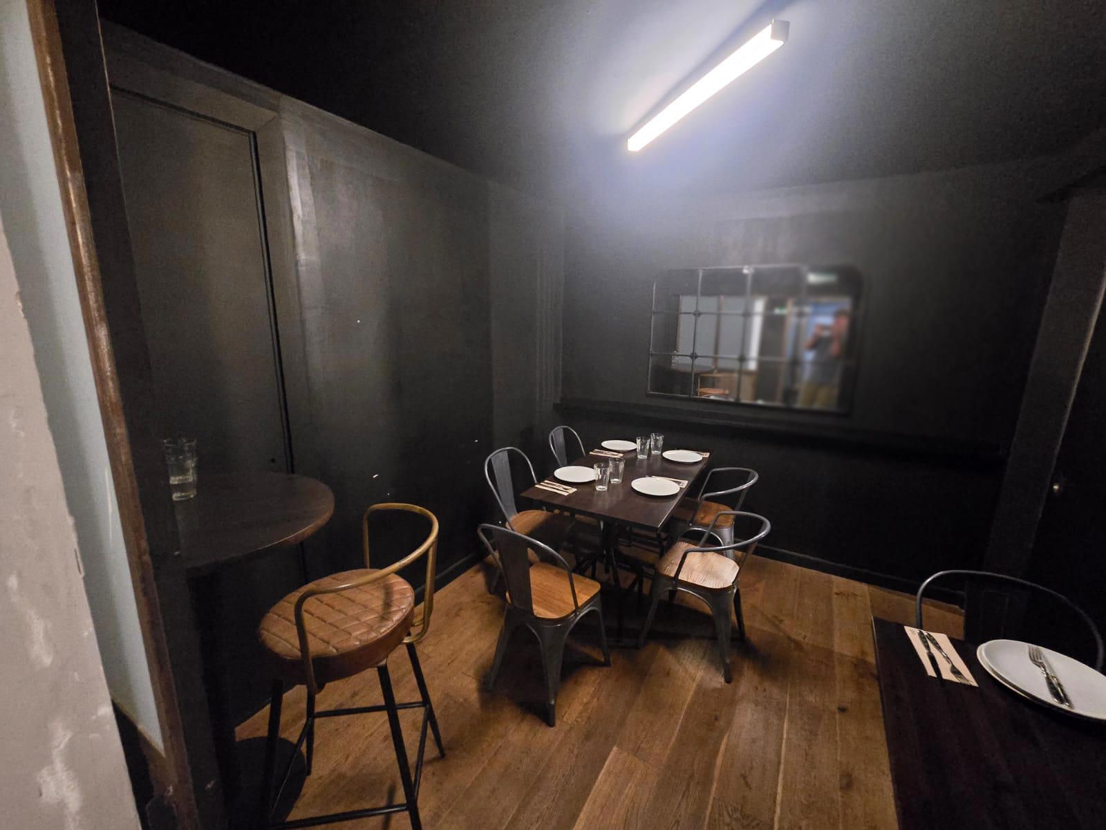 Beautiful restaurant for lease transfer with a C3-Mixed license in Eixample. - Foto 13