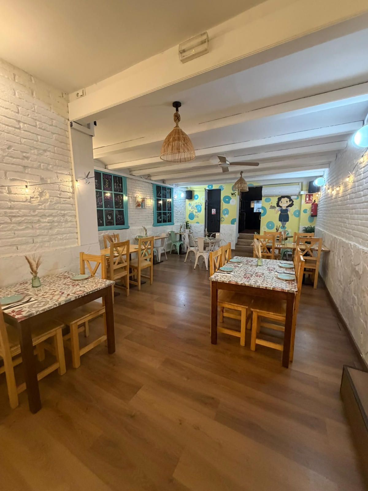 Acogedor Restaurante en traspaso con Licencia C3 Mixta en Sant Antoni. - Foto 2