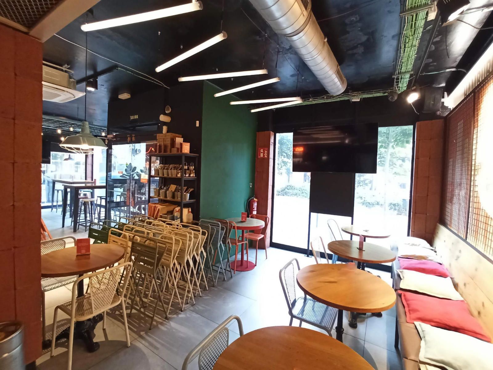 Traspaso Restaurante C3 Mixta en Les Corts – Gran Terraza y Ubicación Premium - Foto 11