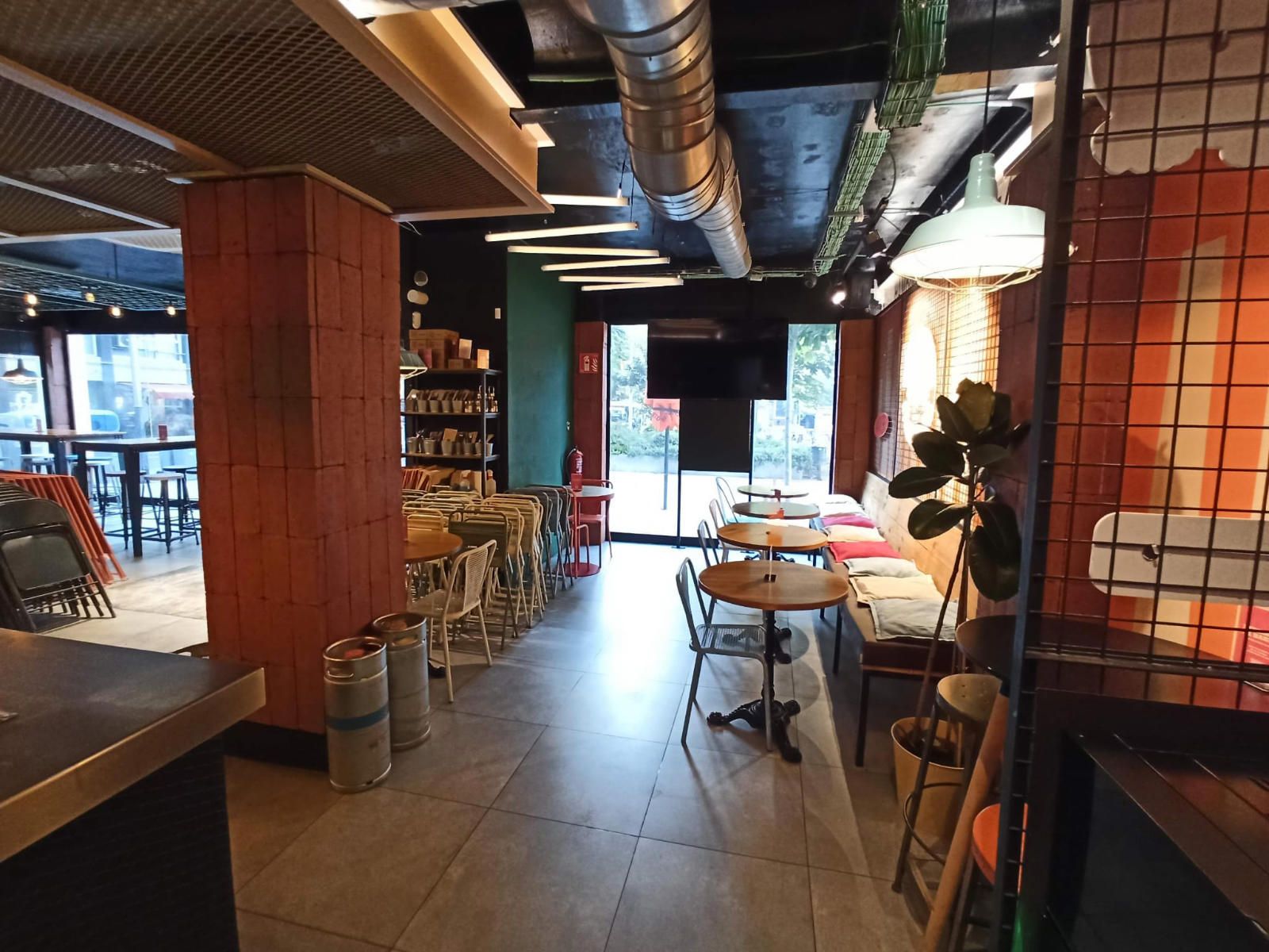 Traspaso Restaurante C3 Mixta en Les Corts – Gran Terraza y Ubicación Premium - Foto 19