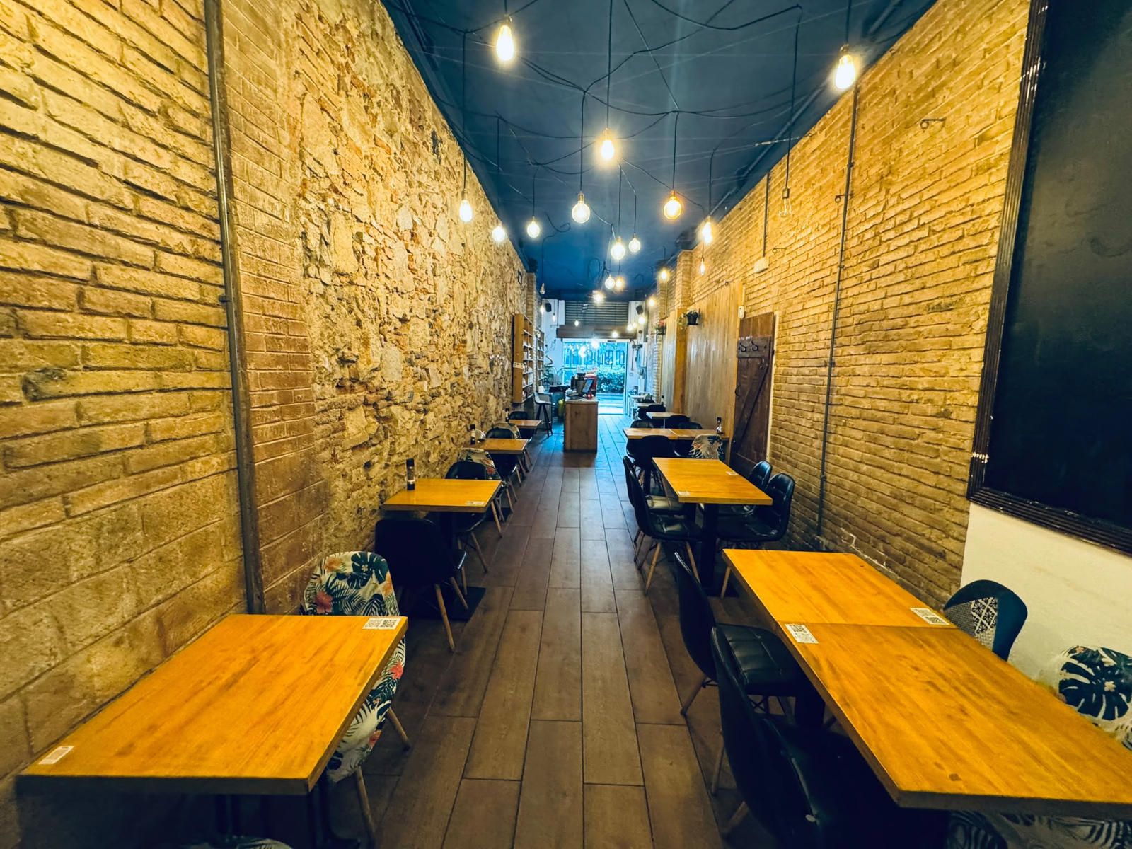 Traspaso de  Brunch con licencia  Restaurant-bar amb cuina SIN Salida de humos - Dreta de l’Eixample - Foto 11